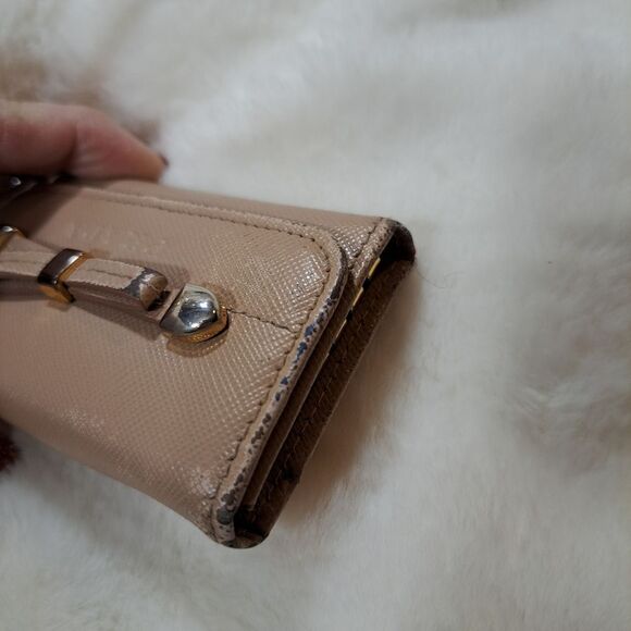 Authentic Prada Saffino Ribbon Leather 6 Key ring case - Picture 10 of 14